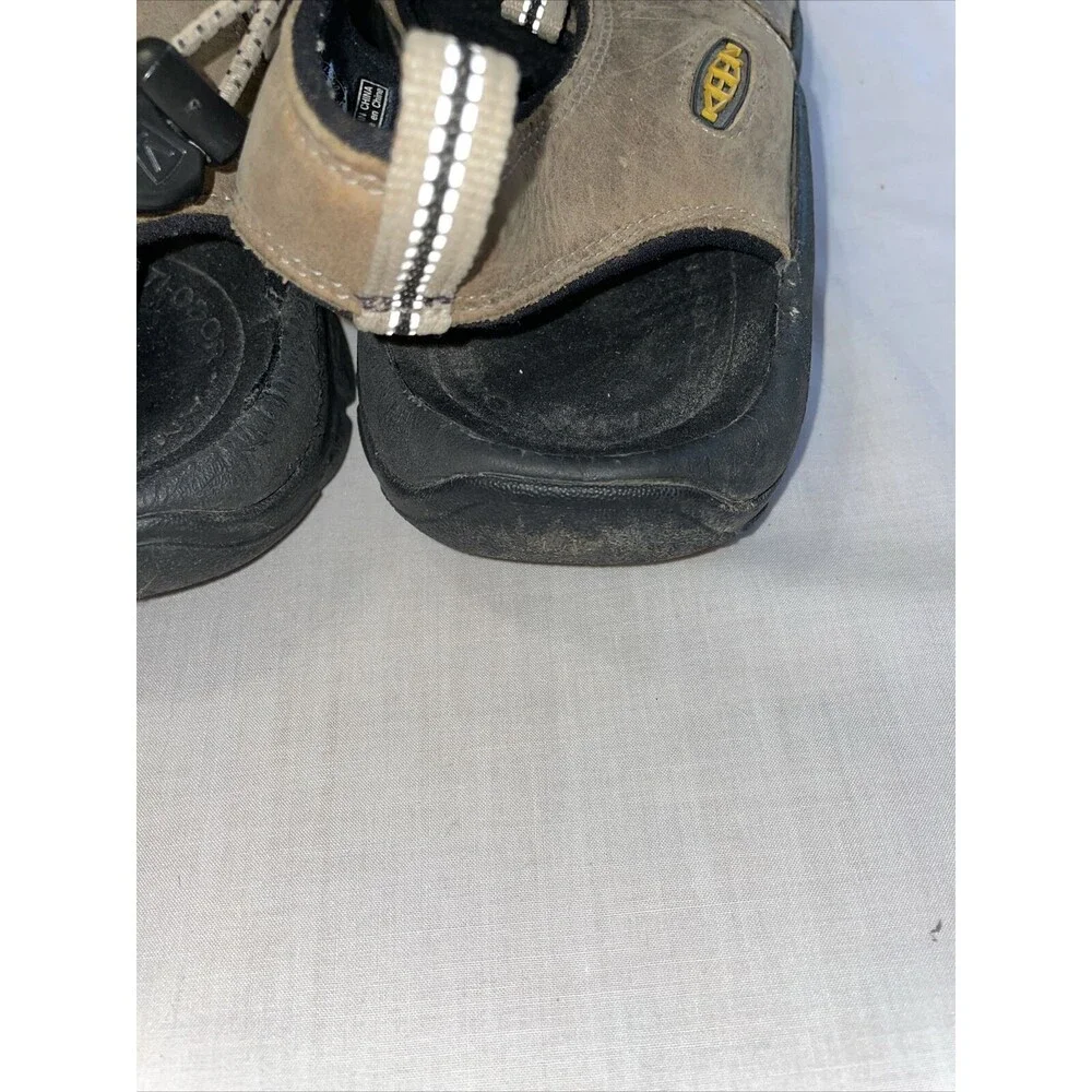 Keen River Sandals Men’s Size 10.5 M Tan Leather Waterproof Cinch Strap